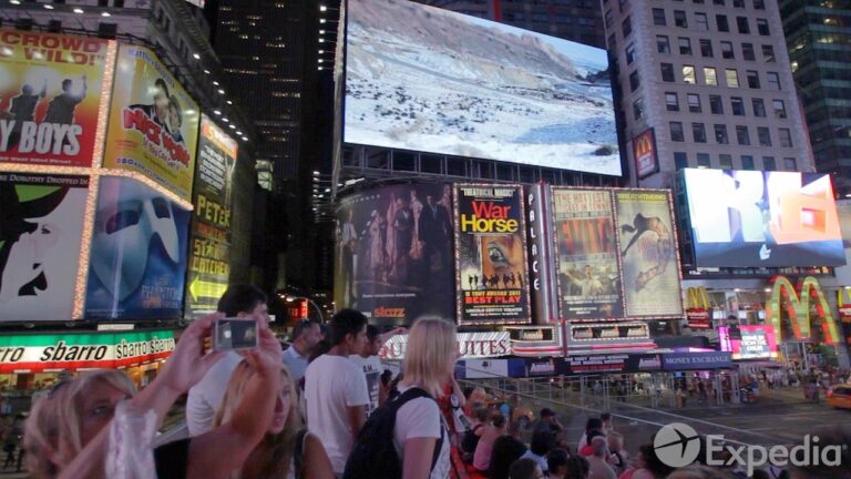 Times Square Vacation Travel Guide | Expedia